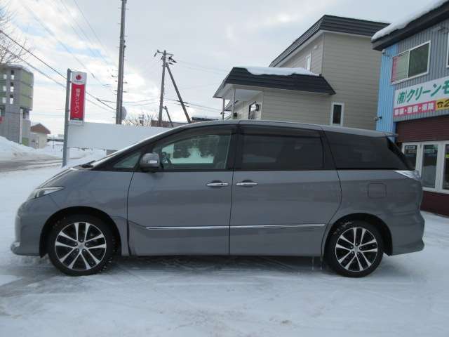Toyota Estima 2.4 Aeras Premium Edition 4WD