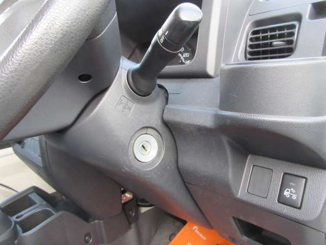 Daihatsu Hijet Truck 660 Jumbo 3-way opening 4WD