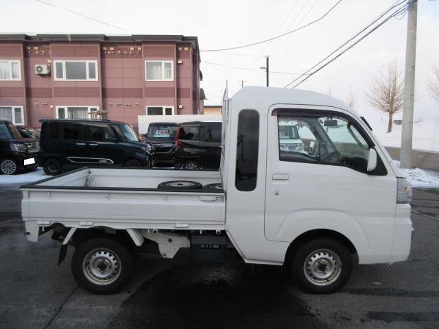 Daihatsu Hijet Truck 660 Jumbo 3-way opening 4WD