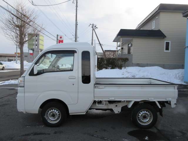 Daihatsu Hijet Truck 660 Jumbo 3-way opening 4WD