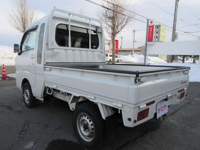 Daihatsu Hijet Truck 660 Jumbo 3-way opening 4WD