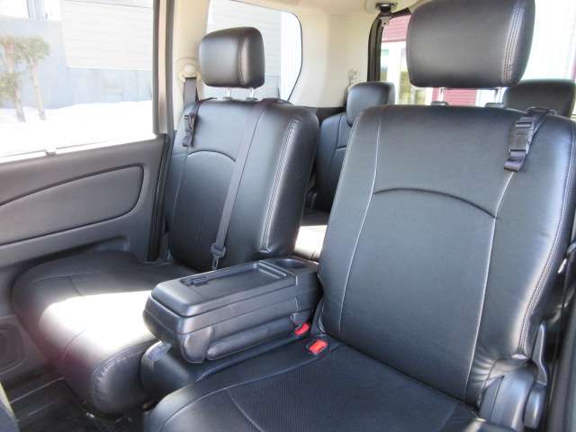 Nissan Serena Highway Star 2.0 Advanced Safety Package 4WD