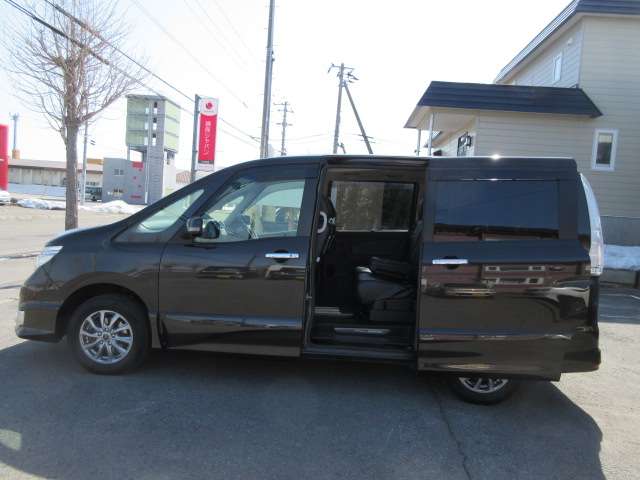 Nissan Serena Highway Star 2.0 Advanced Safety Package 4WD