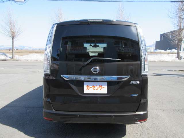 Nissan Serena Highway Star 2.0 Advanced Safety Package 4WD